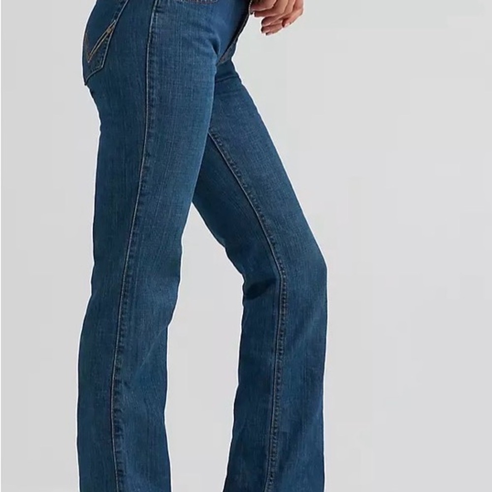 WRANGLER® ULTIMATE RIDING JEAN Q-BABY MID-RISE BOOTCUT - Picture 2 of 7